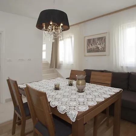 Apartment Spartium *