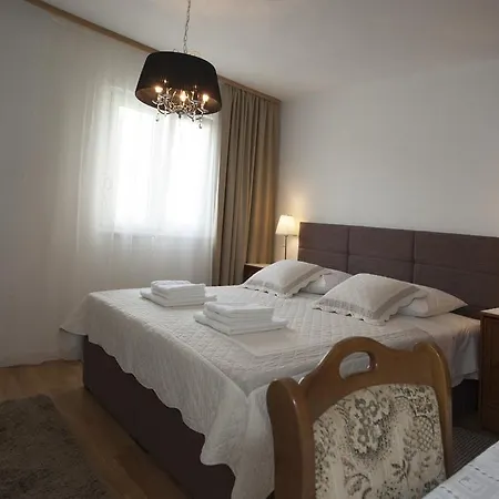 Spartium Apartment Podstrana